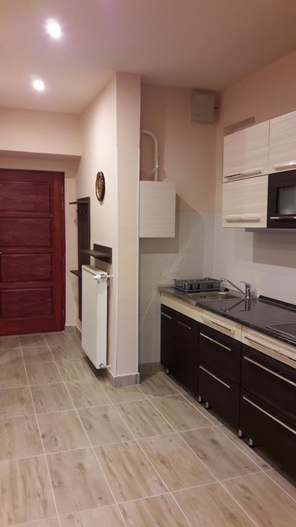 Relax Apartman Eger Exterior photo
